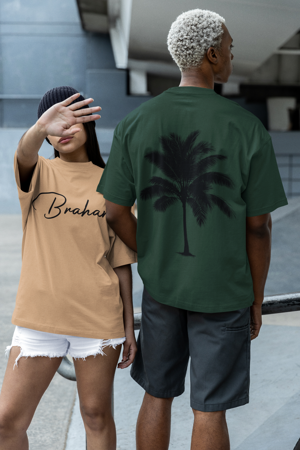 Oversize T-Shirt ‚Palm Whisper‘ – Minimalistisches Design & maximaler Komfort