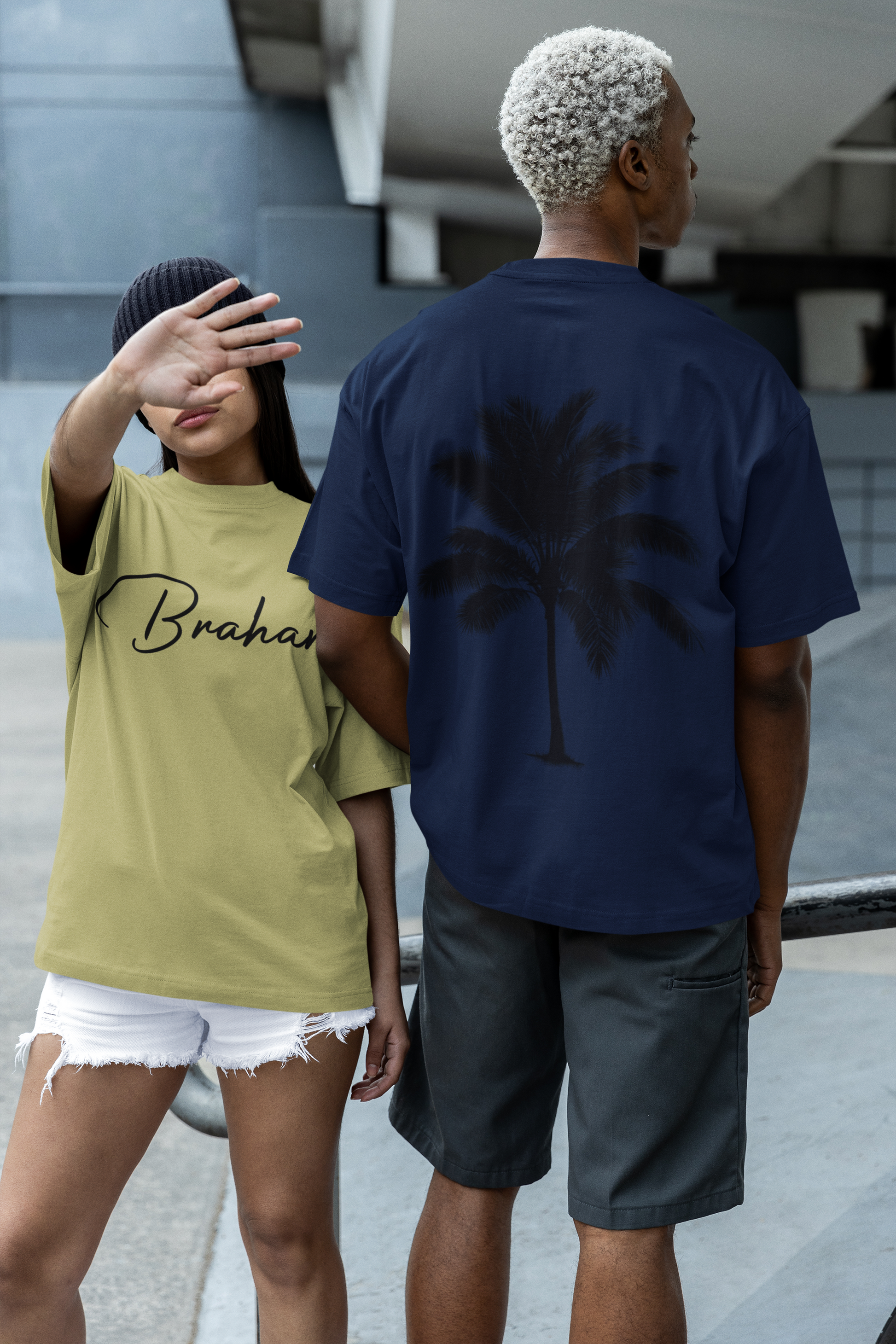 Oversize T-Shirt ‚Palm Whisper‘ – Minimalistisches Design & maximaler Komfort